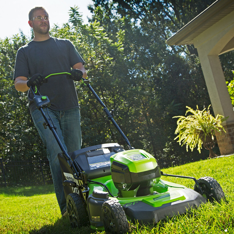 Greenworks 60v 46cm Self Propelled Cordless Lawnmower 1 x 4.0Ah - Image 2